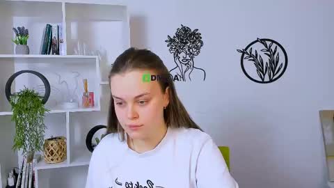 rachel  hot online show from February 28, 2026, 6:58 am