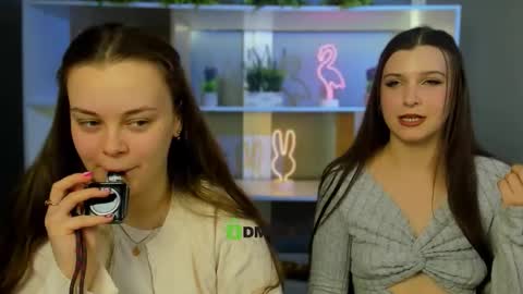 rachel  hot online show from March 13, 2026, 12:45 pm