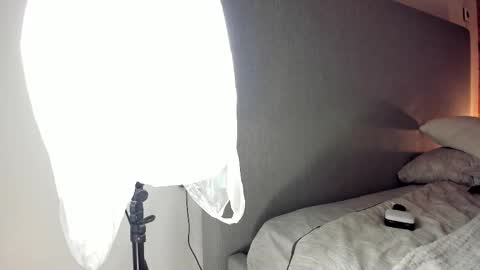 Sherryl online show from November 6, 2025, 9:15 pm