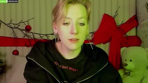 RachelCart online show from December 22, 2025, 3:03 am