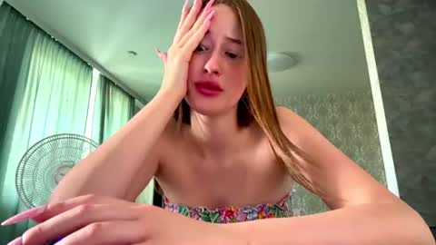 Snapshot of rachelhernando chatting on July 2, 2026, 2:11 am Elena online show from July 2, 2026, 2:11 am