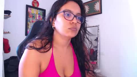 rachell_420 online show from November 9, 2025, 3:10 pm