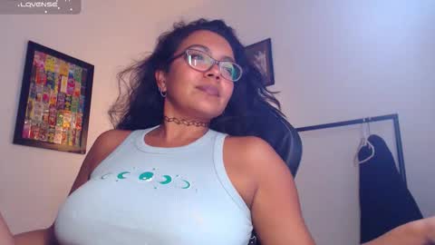 rachell_420 online show from March 8, 2026, 2:04 am