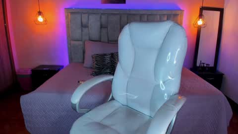 Rachel online show from February 8, 2025, 2:05 pm