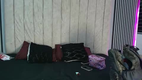 rachell_owen online show from September 28, 2025, 4:40 am