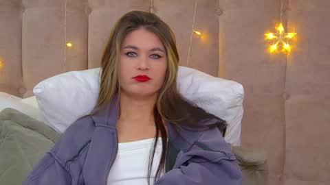 RachellSimpson online show from December 23, 2024, 10:23 pm