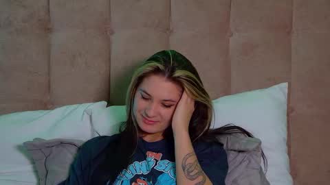 RachellSimpson online show from March 9, 2025, 4:38 am