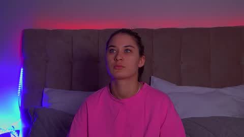 RachellSimpson online show from March 11, 2025, 6:30 pm