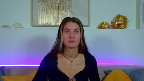 RachellSimpson online show from October 5, 2025, 6:17 pm