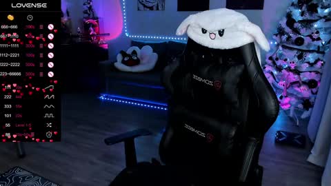  Miko Pleasee help me get 100 likes online show from February 6, 2025, 11:21 am