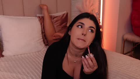 RachelSwaan online show from December 22, 2024, 3:22 pm