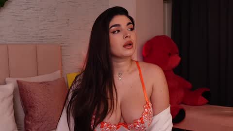 RachelSwaan online show from January 18, 2025, 8:52 am