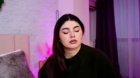 RachelSwaan online show from February 17, 2026, 5:26 am