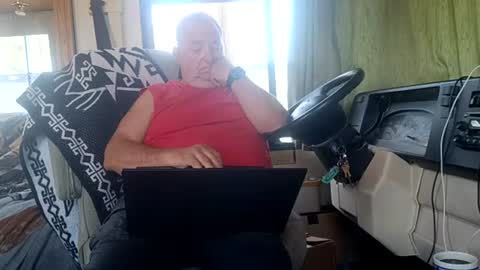 Snapshot of radiomantim chatting on July 8, 2026, 4:00 pm Radioman for fun online show from July 8, 2026, 4:00 pm