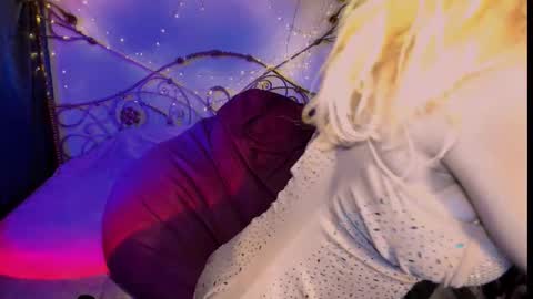 Snapshot of radmila_star chatting on December 5, 2025, 4:36 pm Radmila Star online show from December 5, 2025, 4:36 pm