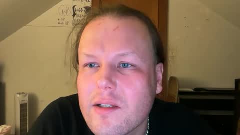 raeganv online show from February 12, 2026, 11:44 pm