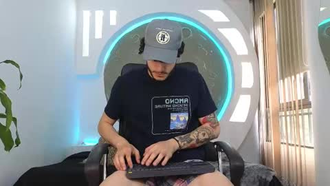 R A F A E L online show from October 9, 2025, 9:57 pm