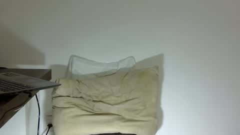 elenacam online show from February 3, 2026, 11:54 pm