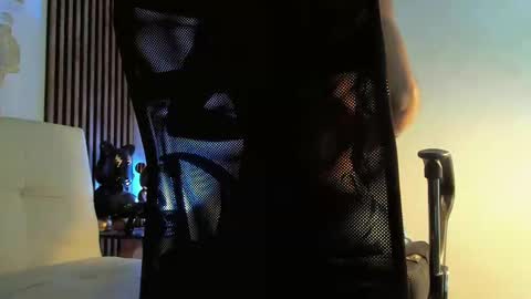 IG online show from March 9, 2025, 3:32 am