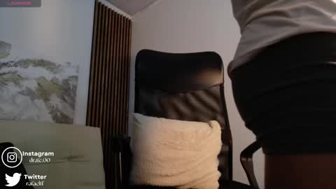 IG online show from November 14, 2025, 2:54 am