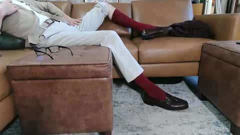 DressSock Shoe online show from February 8, 2026, 6:06 am