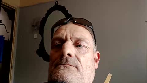 Bigthickdickinvic online show from November 19, 2025, 10:43 pm