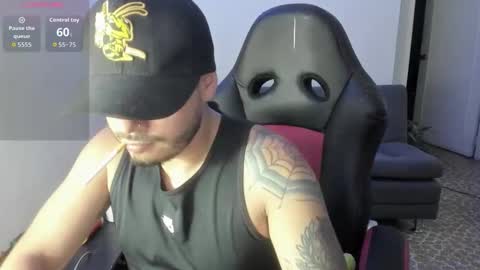 Snapshot of ragnar_lothbrok77 chatting on October 10, 2025, 10:42 pm ragnar_lothbrok77 online show from October 10, 2025, 10:42 pm