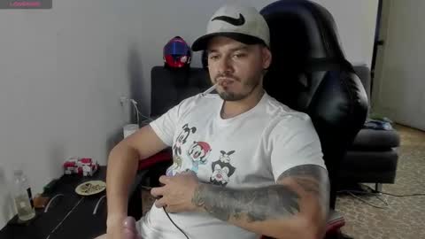 Snapshot of ragnar_lothbrok77 chatting on October 24, 2025, 7:43 pm ragnar_lothbrok77 online show from October 24, 2025, 7:43 pm