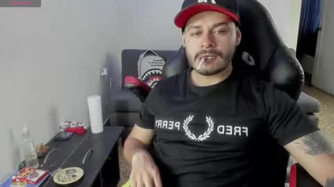 Snapshot of ragnar_lothbrok77 chatting on December 14, 2025, 8:57 pm ragnar_lothbrok77 online show from December 14, 2025, 8:57 pm