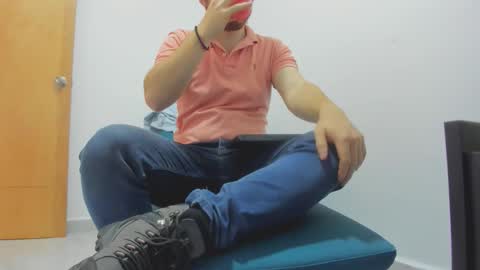 ragnarsexboy online show from February 2, 2026, 8:40 pm