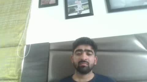 rahull11606 online show from October 30, 2025, 6:37 am