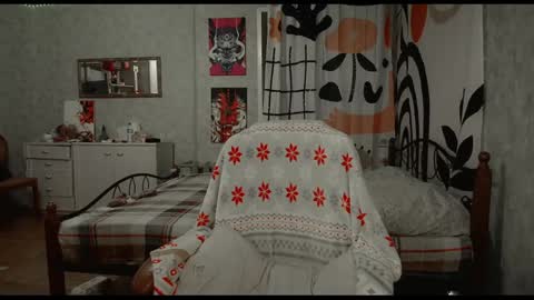 Kate online show from February 18, 2025, 12:48 am