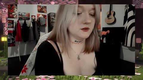 Kate online show from October 3, 2025, 8:55 am