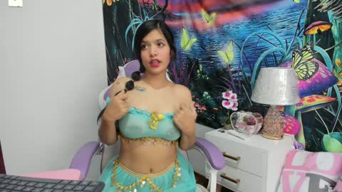 rainbow__coockie online show from January 4, 2025, 10:45 pm