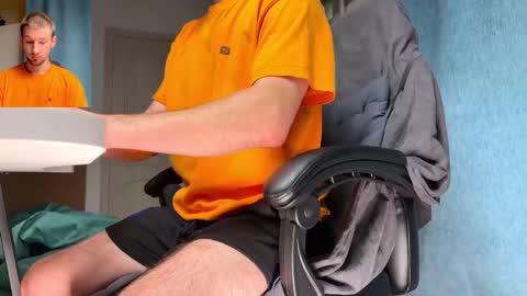 Rainbow James  online show from September 19, 2025, 12:06 pm