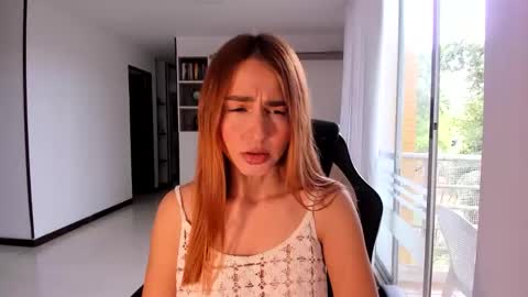 Jennyindependent model . online show from April 5, 2026, 6:27 pm