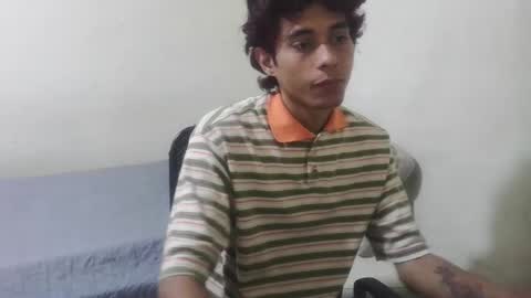 Snapshot of rami_hot0 chatting on May 2, 2026, 3:39 pm rami_hot0 online show from May 2, 2026, 3:39 pm