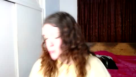 Snapshot of ramona15 chatting on June 20, 2026, 11:07 pm Ramona online show from June 20, 2026, 11:07 pm