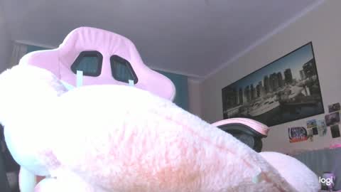 Ramona terner online show from March 10, 2025, 5:50 pm