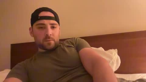 randomdude5950 online show from February 12, 2025, 2:35 am