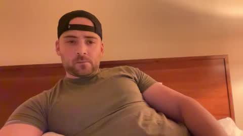 randomdude5950 online show from March 5, 2025, 2:46 am