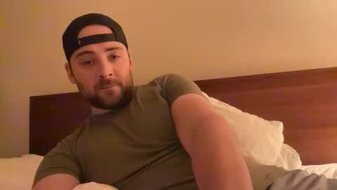 randomdude5950 online show from November 10, 2025, 1:26 am