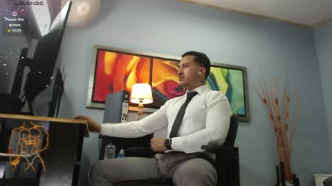 randylukehot online show from April 9, 2026, 9:42 pm