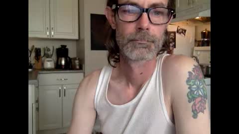 Snapshot of randyweather chatting on January 18, 2025, 9:45 pm randyweather online show from January 18, 2025, 9:45 pm