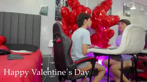 Raphael Nyon online show from February 15, 2026, 3:58 am