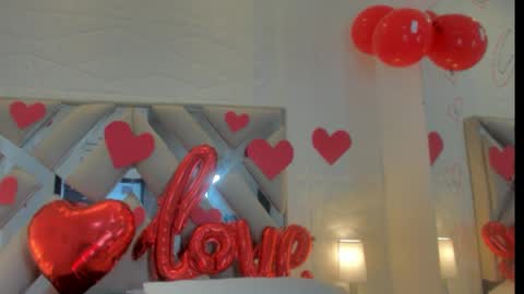 Raquel Moore  online show from February 16, 2025, 10:10 pm