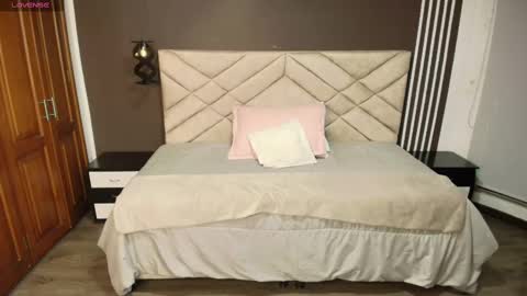 Raquel online show from March 2, 2025, 11:39 am