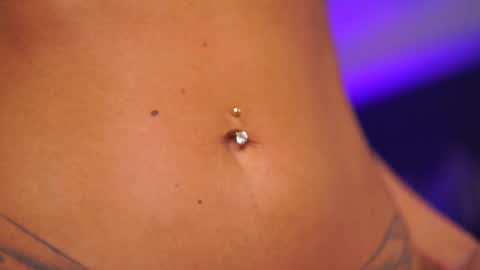 Raquelle online show from February 8, 2025, 10:51 pm