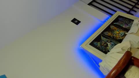 thalia online show from November 19, 2025, 9:53 am