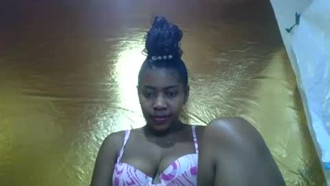 Snapshot of rasoaa chatting on June 15, 2026, 6:43 pm Rasoaa online show from June 15, 2026, 6:43 pm
